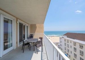 southbeach603-2-balcony.jpg