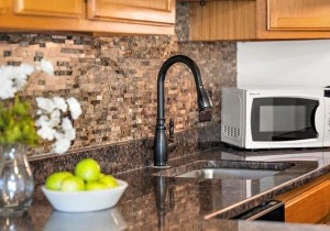 18a-kitchen.jpg