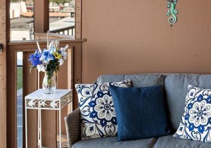 2a-balcony.jpg