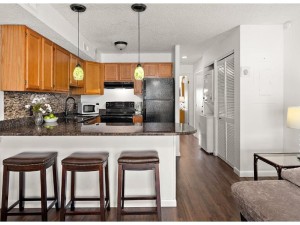 7a-kitchen.jpg