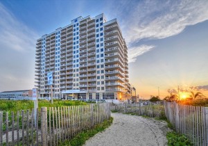 58-58-gateway-grand-402-58-lana.jpg