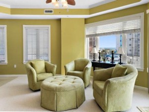 280378636-002-sitting-area.jpg