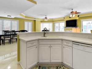 280378645-002-dining-area.jpg