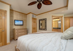 carlye301-25-bedroom-2.jpg