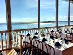 top-5-best-seafood-restaurants-in-ocean-city-md-Harrisons-Harbor-Watch-300x225-6a29be8a8269f.jpg Classic seafood spot in OCMD