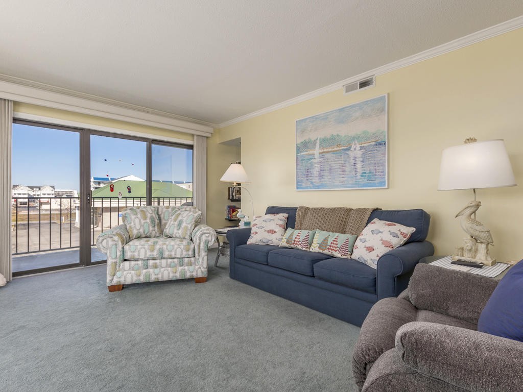 Book Royal Hawaiian 122, 11 142nd Street Ocean City, MD 21842 Vacation