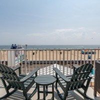 Large Oceanfront Balcony