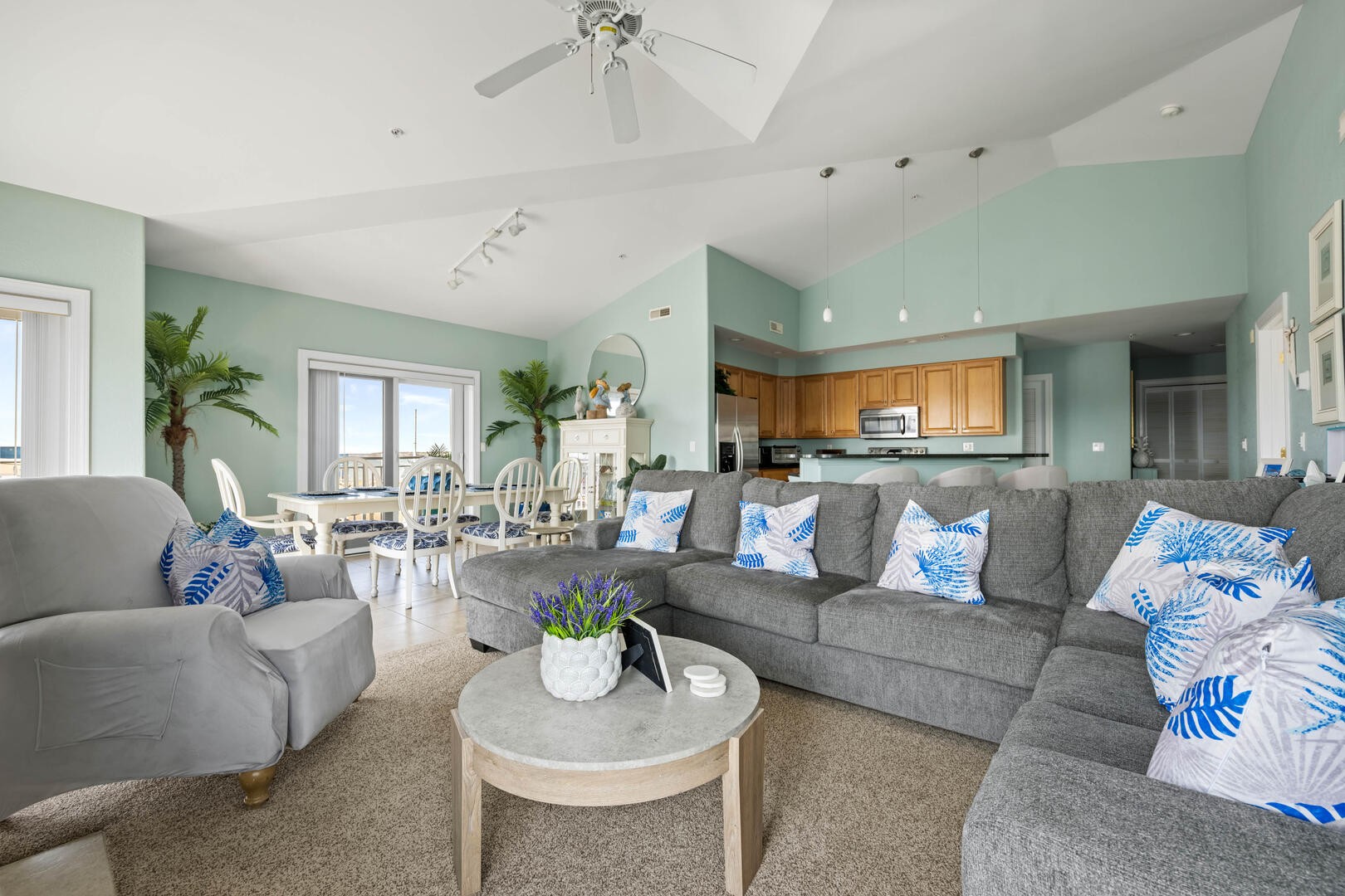 Book 4100 #401, 18 41st Street Ocean City, MD 21842 Vacation Rental