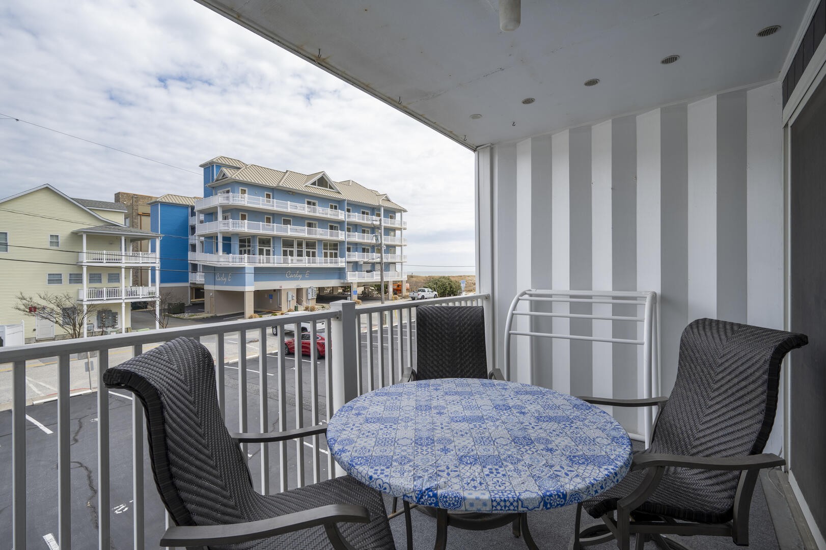 Book Lazy Whale 22, 3-A 63rd Street Ocean City, MD 21842 Vacation