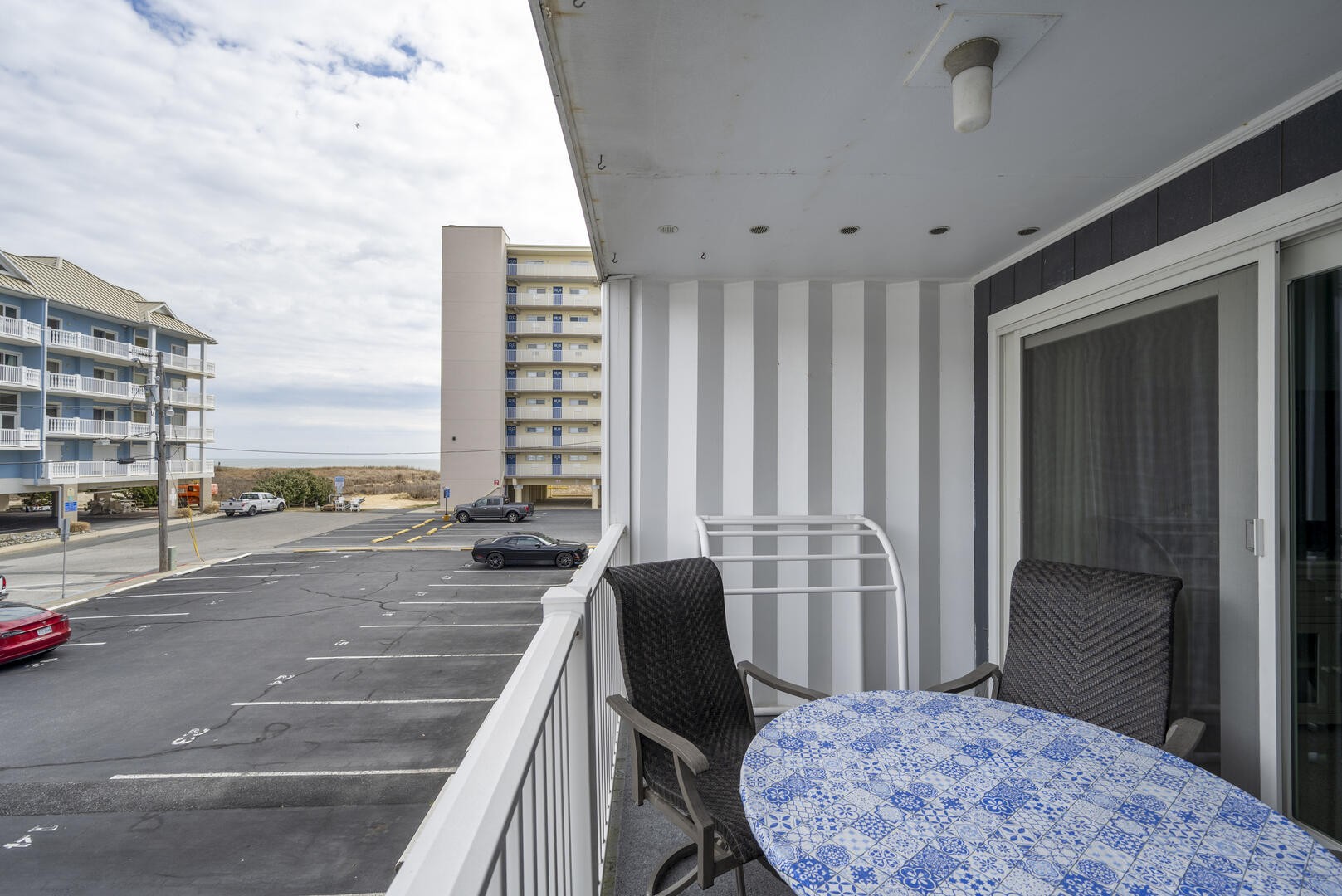 Book Lazy Whale 22, 3-A 63rd Street Ocean City, MD 21842 Vacation
