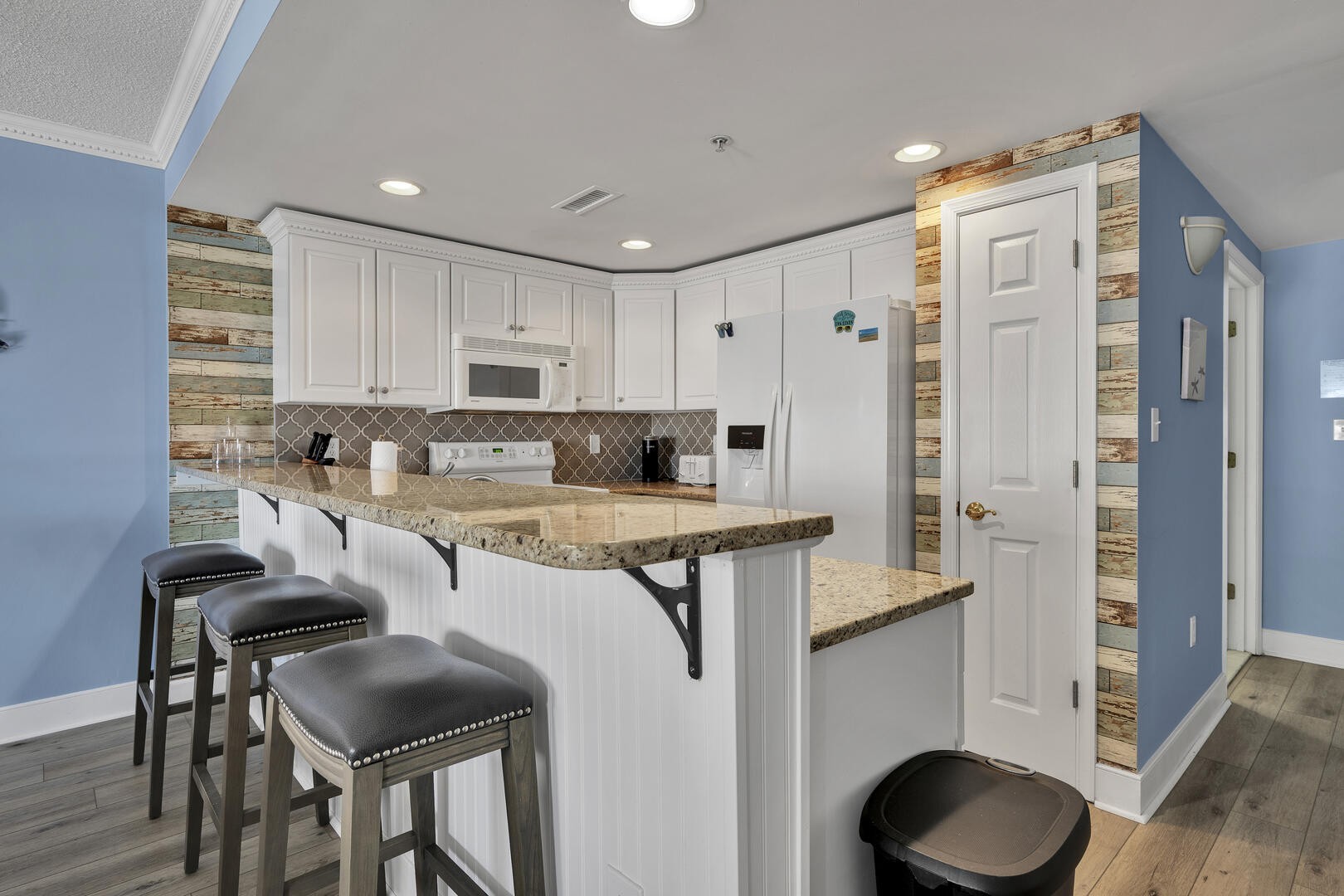 Book Sunset Bay II 307, 5405 Coastal Highway Ocean City, MD 21842 Book Sunset Bay II 307, 5405 Coastal Highway Ocean City, MD 21842