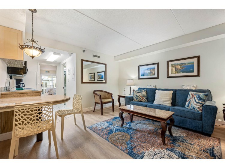 Princess Royale 519 (Pool View)