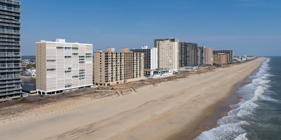 Exterior Beach Side
