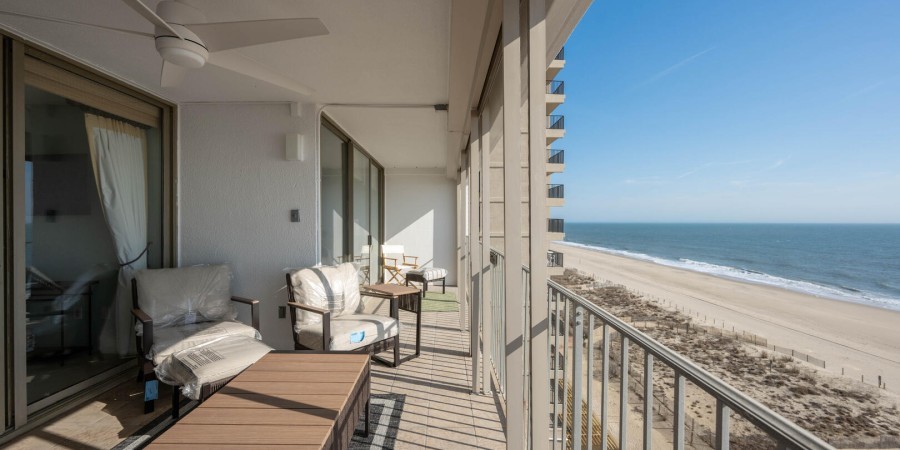 Balcony with View North