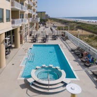 Gateway Grand Pool