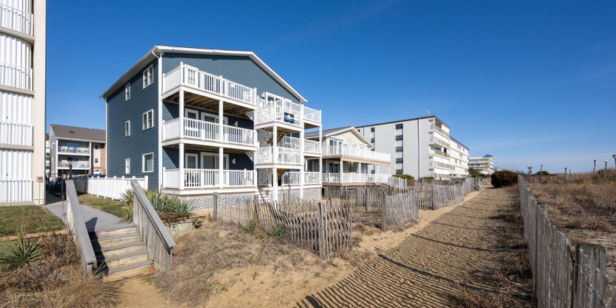 Exterior Beach Side