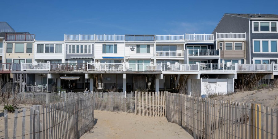 Exterior Beach Side